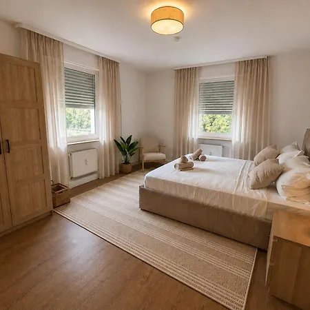 Apartment Modernes In Center *