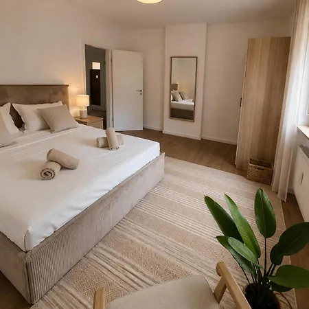 Appartement Modernes In Center